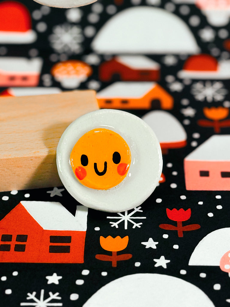 Clay Friends — Egg Magnet